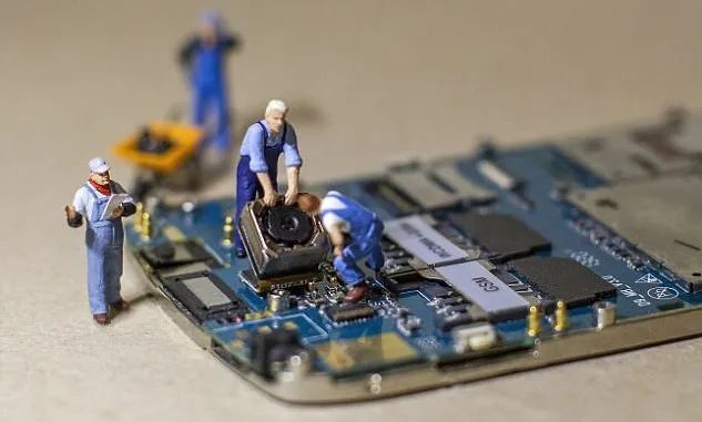 公司里的硬件技术总监CTO，天天都在干些啥?